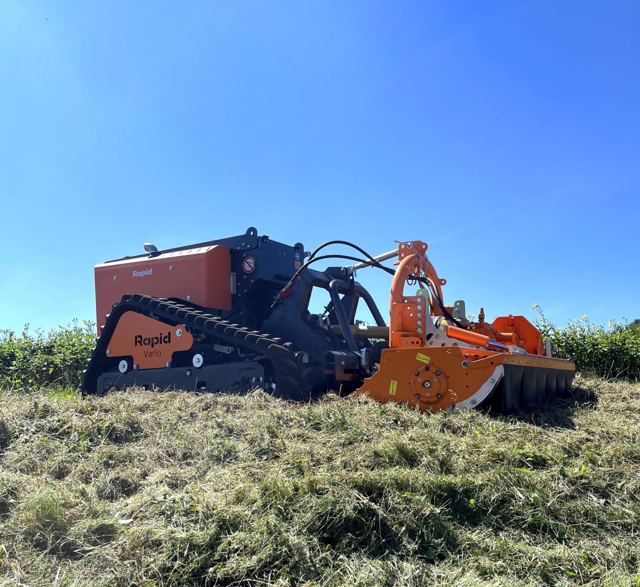 Rapid Vario D501 bei der Wege- und Flächenbearbeitung